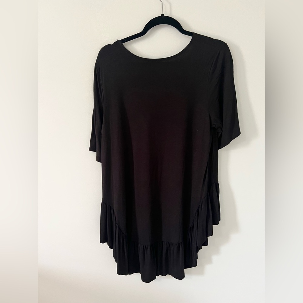 Azules Black Ruffle Hem Tunic Top - Picture 2 of 4